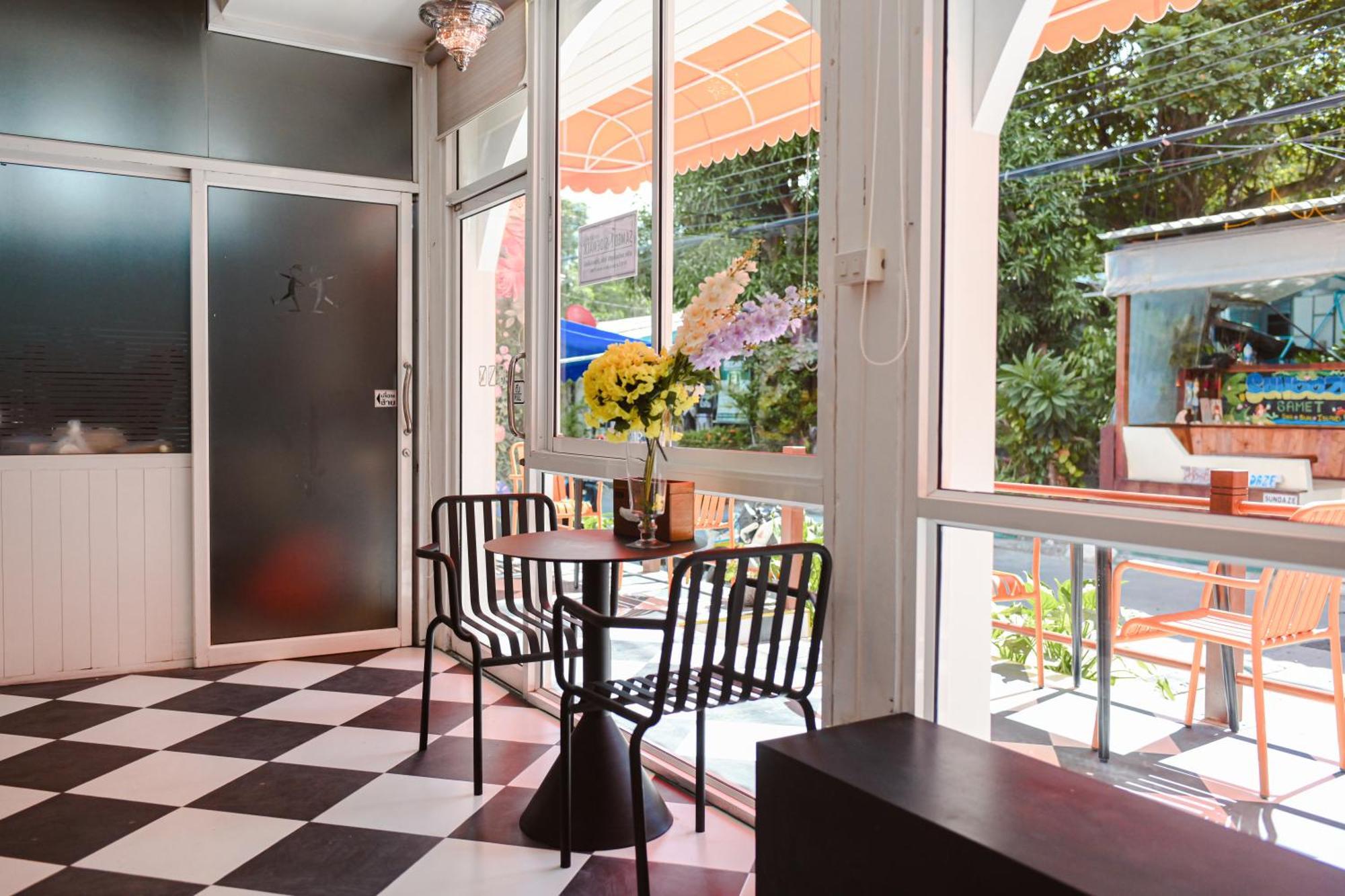 Sidewalk Boutique Hotel Koh Samet Eksteriør bilde